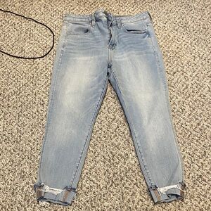American Eagle Outfitters Light Wash Cropped Jeans